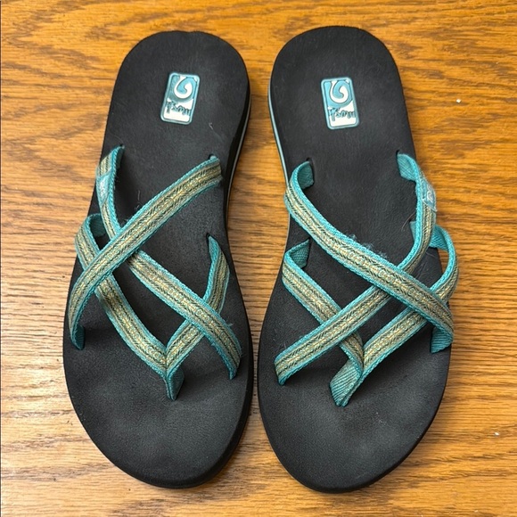 Teva Women's Sandals - Black and Teal - Picture 1 of 4